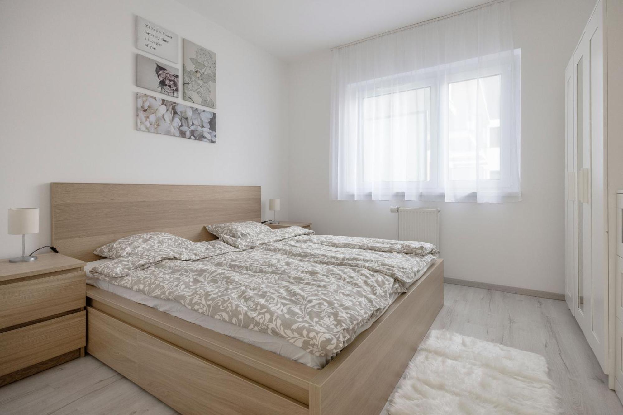 Bb - 2br With Parking Close To Centre Apartment *