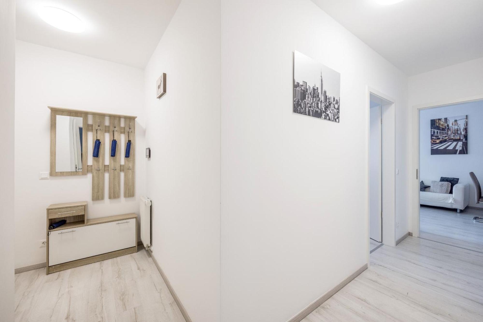 Apartment Bb - 2br With Parking Close To Centre Budapest
