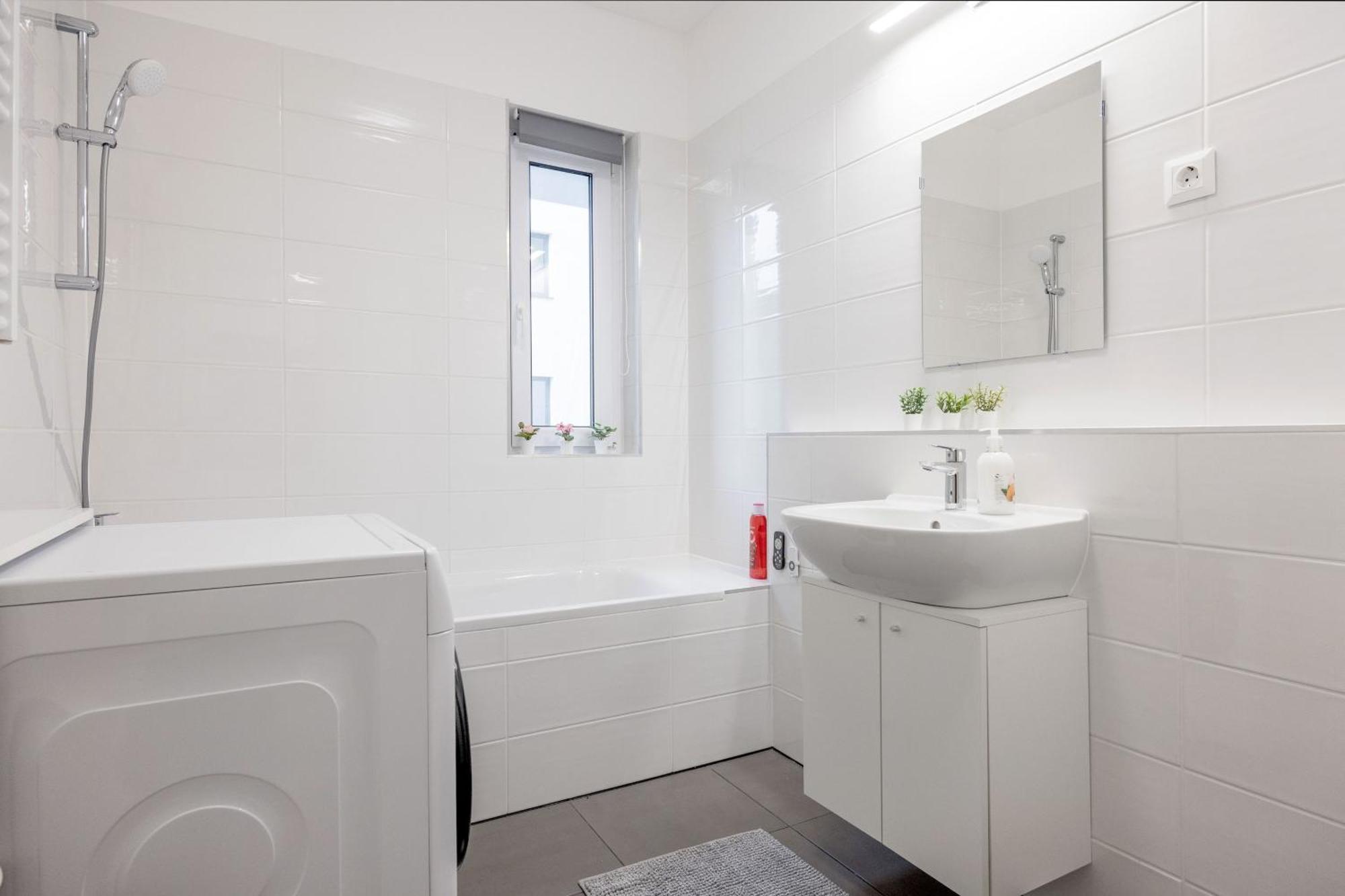 Bb - 2br With Parking Close To Centre Apartment