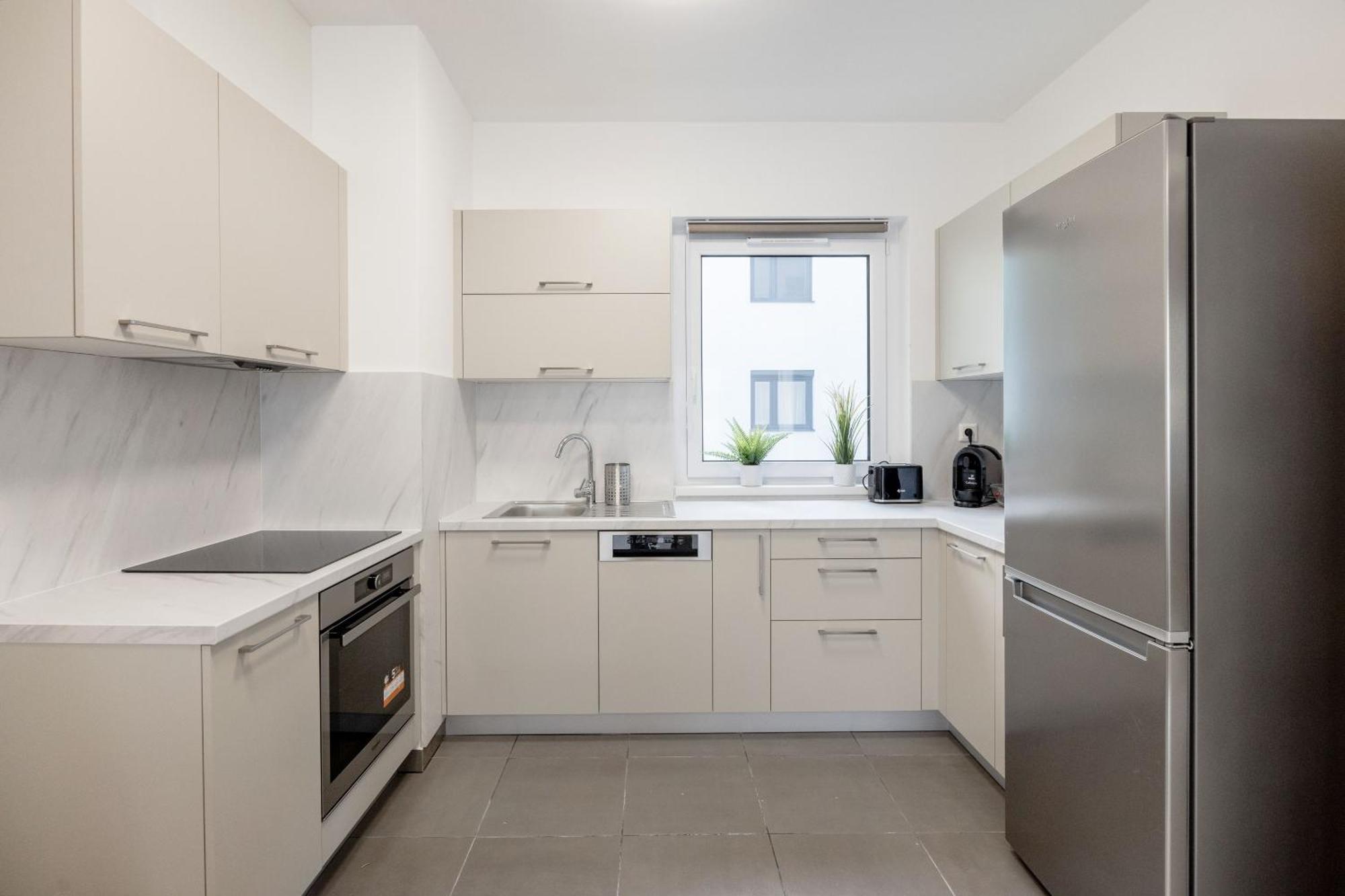 Bb - 2br With Parking Close To Centre * Budapeszt
