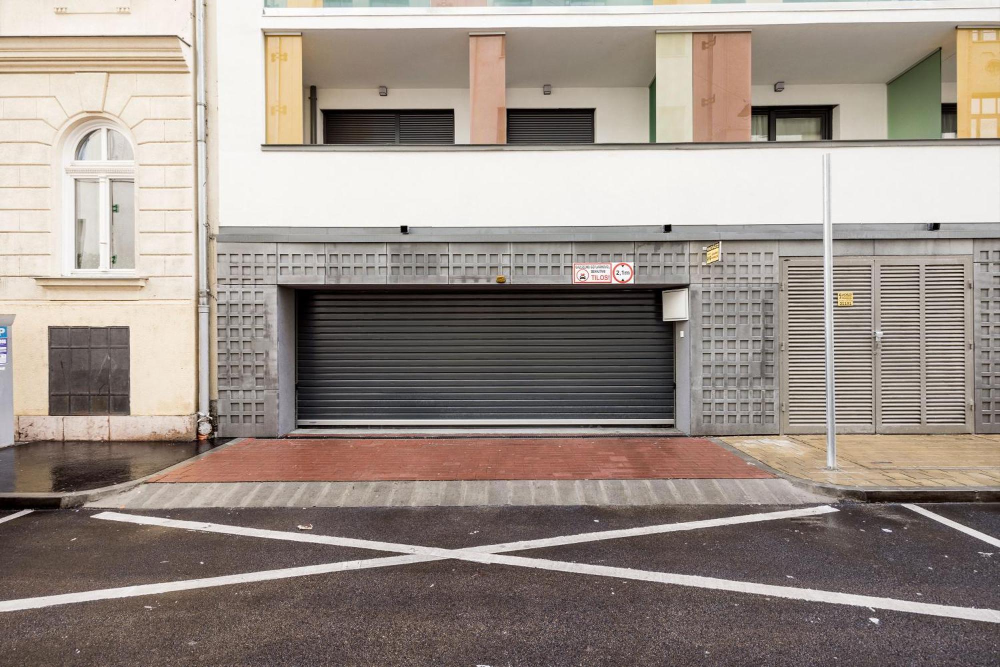 Apartament Bb - 2br With Parking Close To Centre